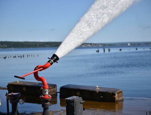 Пожарный лафетный ствол для установки на пожарные автомобили ЛС-С40(20,30)У с быстросъемным соединением