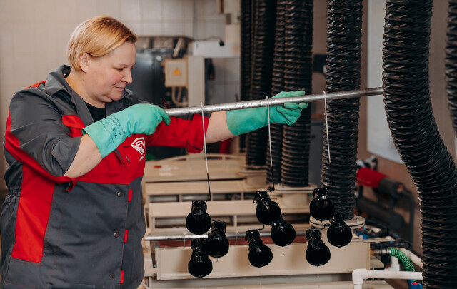 Анодное оксидирование деталей