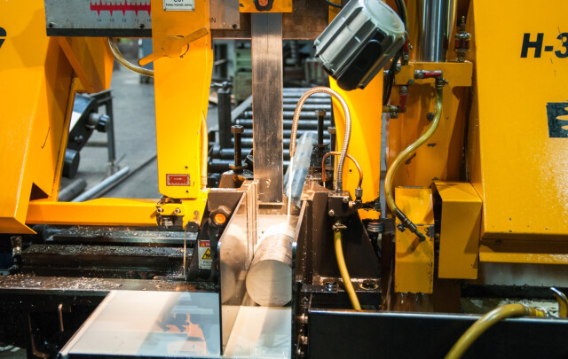 Ленточно-пильный станок